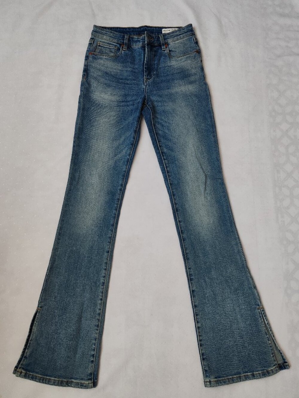 NWOT BLANKNYC The Hoyt High Rise Mini Flare Split Hem Jeans - Size 26